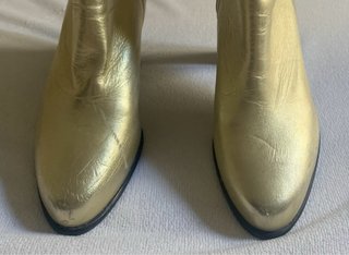 Botines de Piel Dorados