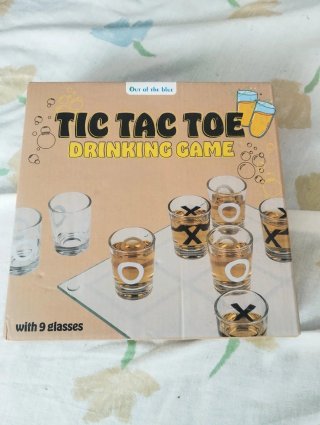 Juego de Tres en Raya para Beber
