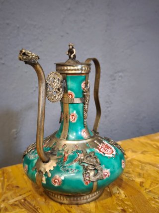 Jarra de porcelana china antigua