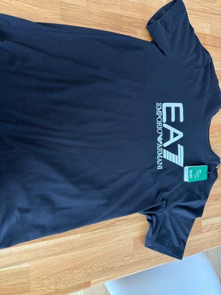 Camiseta Emporio Armani EA7 Negra
