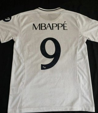 Camiseta Real Madrid Mbappé 9 Niño Talla 10