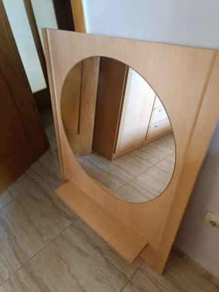 Espejo de Pared con Estante