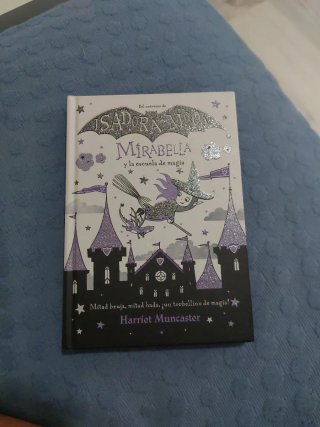 Mirabella y la escuela de magia