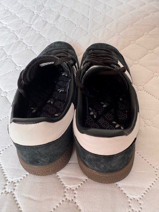 Zapatillas Adidas Spezial Negras.NUEVAS