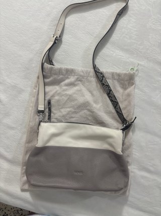Bolso Tous bicolor blanco y gris