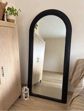 Espejo de pie Jysk negro y madera