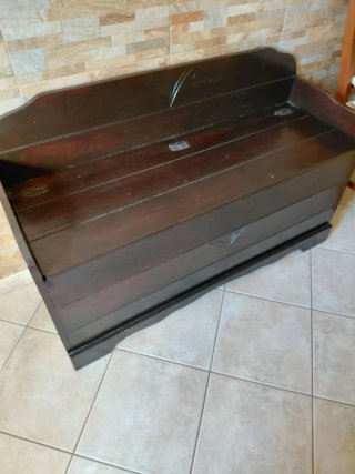 Cassapanca in legno