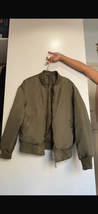 Chaqueta Zara Verde Militar Talla M