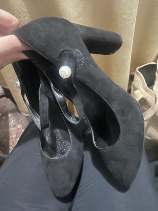 Zapatos de tacón negros