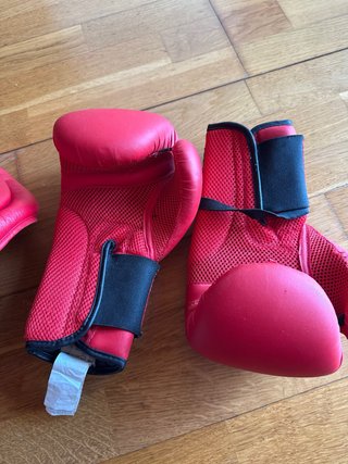 Set de Boxeo Outshock: Guantes 12oz y Casco