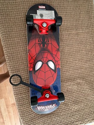Skate Infantil Spiderman Marvel