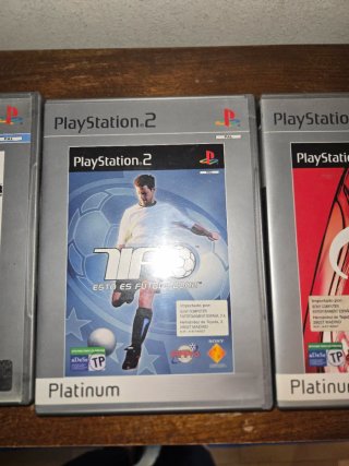 Juegos PS2: FIFA 2004, GT3, Esto es Futbol 2002