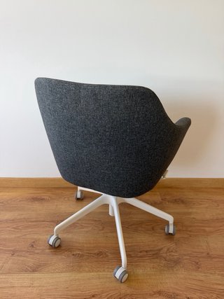 Silla de escritorio gris