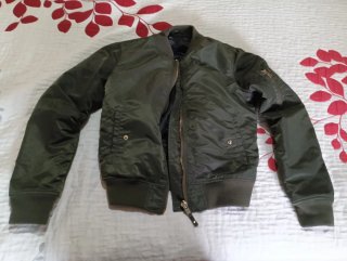 Cazadora Bomber Stradivarius Verde Militar