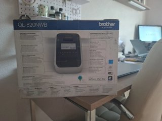 Impresora de etiquetas Brother QL-820NWB