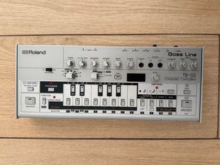Roland TB-03 | Bass Line