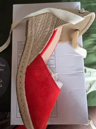 Alpargatas con cuña rojas