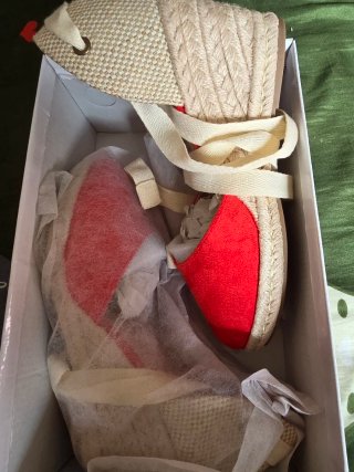 Alpargatas con cuña rojas