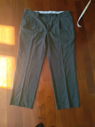 Pantaloni in tessuto grigio