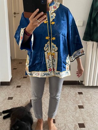 Chaqueta China Azul con Bordados