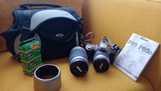 Nikon F65 + 2 Objetivos + Bolsa + Carrete