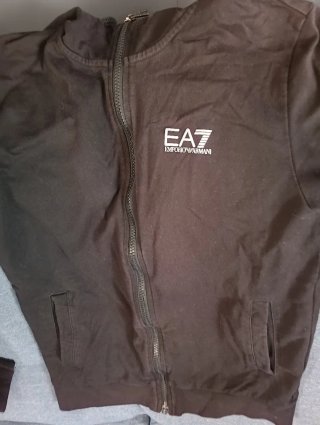 Sudadera EA7 Emporio Armani Negra