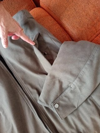 Chaqueta, cazadora Zara Hombre verde oliva