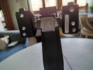 Soporte para TV o Monitor, 26cm de altura y 35cm.
