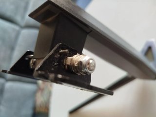 Soporte para TV o Monitor, 26cm de altura y 35cm.