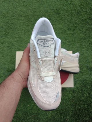 New Balance 990v6 Made in USA Beige T42