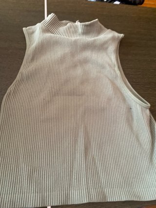 Top Zara verde cuello alto sin mangas Talla S