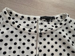 Blusa Dandara de Lunares