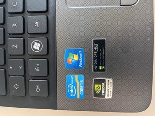 Portátil Packard Bell EasyNote TS i5 4GB RAM 640GB
