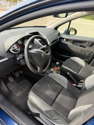 Peugeot 207 2007