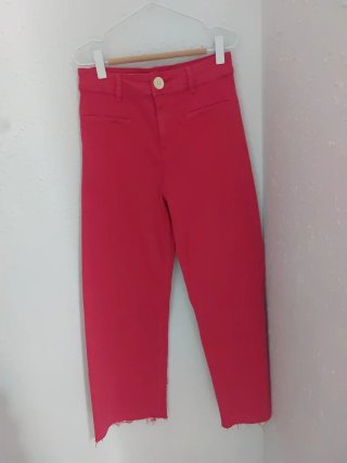 Vaqueros Zara Rojos Desgastados