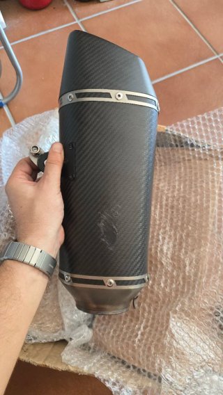 Escape SC Project SC1-R para Aprilia RS660