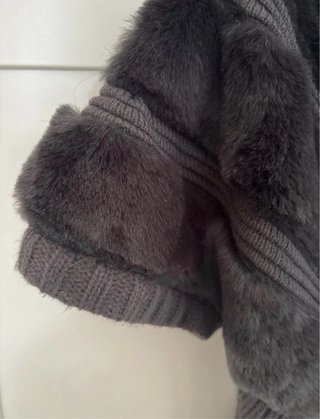 Chaqueta bolero pelo negro cremallera