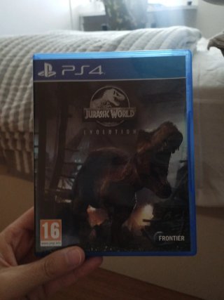 Jurassic World Evolution PS4