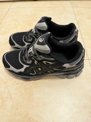Zapatos Deportivos ASICS GEL NYC Negros