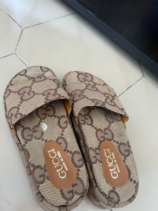 Sandalias Gucci