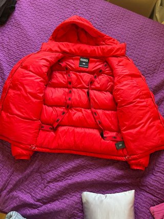 Abrigo Hoodrich Rojo Talla XS/S Nuevo
