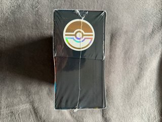 Caja Entrenador Élite Pokémon Megaevolución