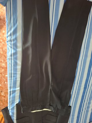 Traje de novio negro. Precio negociable