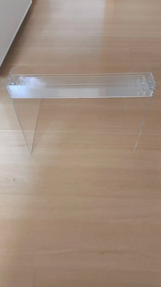 Expositor de acrílico para colecciones