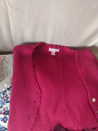 Lote de 4 prendas de ropa para niña 5 a 7 años