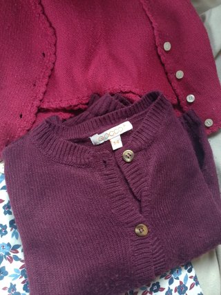 Lote de 4 prendas de ropa para niña 5 a 7 años