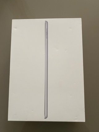 Caja iPad 6ª Gen 128 GB