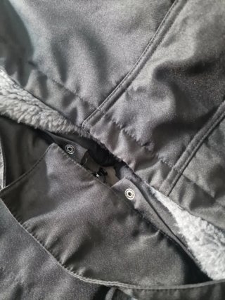 Chaqueta premamá y porteo negra
