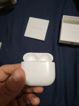 Caja de carga para AirPods 4