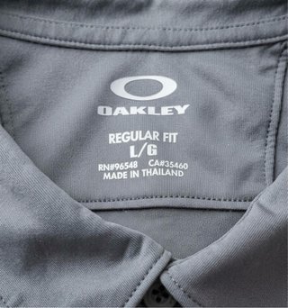 Polo Oakley Golf Trail gris L